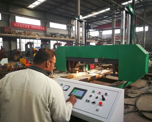 China Hard Wood Cutting Machine Large Portable Horizontal Wood Band Sawmill