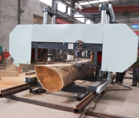 China Hard Wood Cutting Machine Large Portable Horizontal Wood Band Sawmill