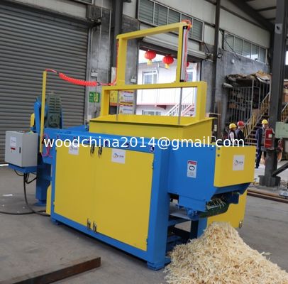 Wood Shaving Machine  / Wood Chipper Shavings Machine For Poultry Bedding