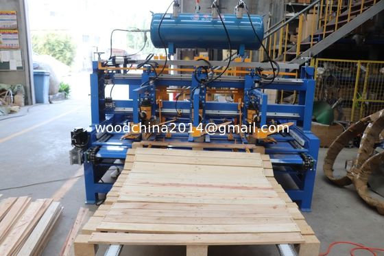 อัตโนมัติ Nailing ไม้ Pallet เครื่องไม้ Pallet สายการผลิต