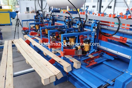 โวลเตชั่น 3 ขั้นตอน หรือตามความต้องการของลูกค้า อัตโนมัติ European Pallet Legs Nailing Machine