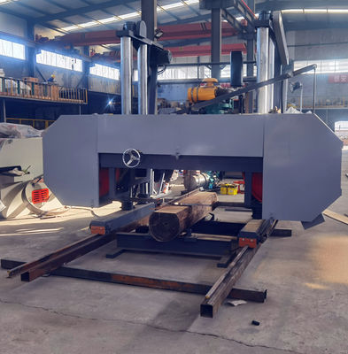 80HP เครื่องยนต์ไดเซลขับเคลื่อนภาระหนัก โรงงานตัดไม้แนวราบสําหรับการแปรรูปไม้