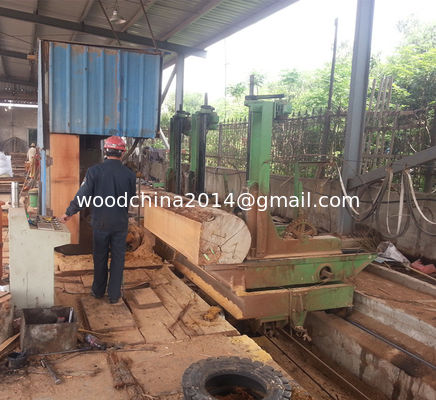เครื่องเจาะไม้ตัดไม้ เครื่องเจาะแผ่นตั้งด้วยรถขนส่ง เครื่องเจาะแผ่น CNC
